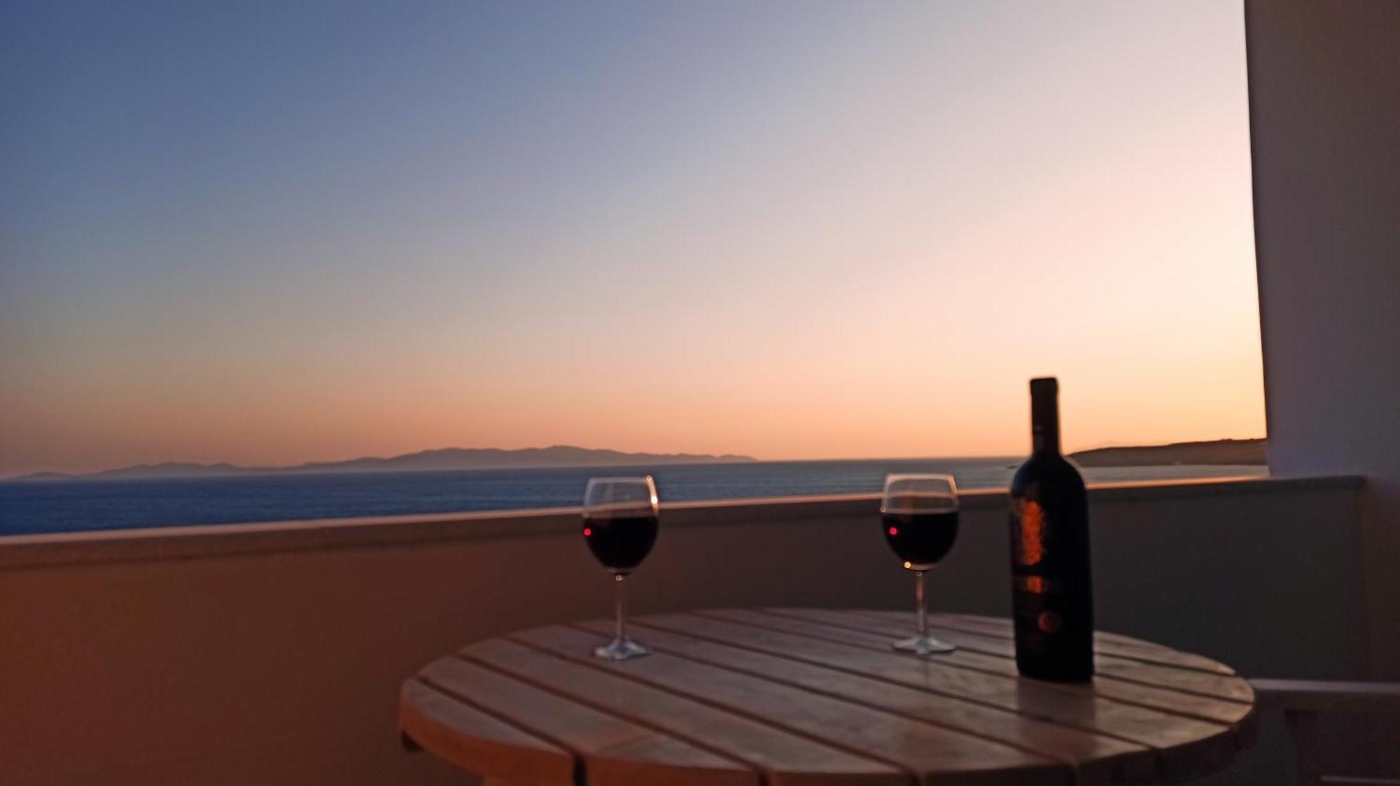Aegean Dream Apartments Tínos Eksteriør billede